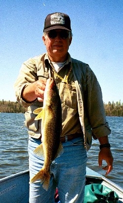 Glen - 22 inch Walleye